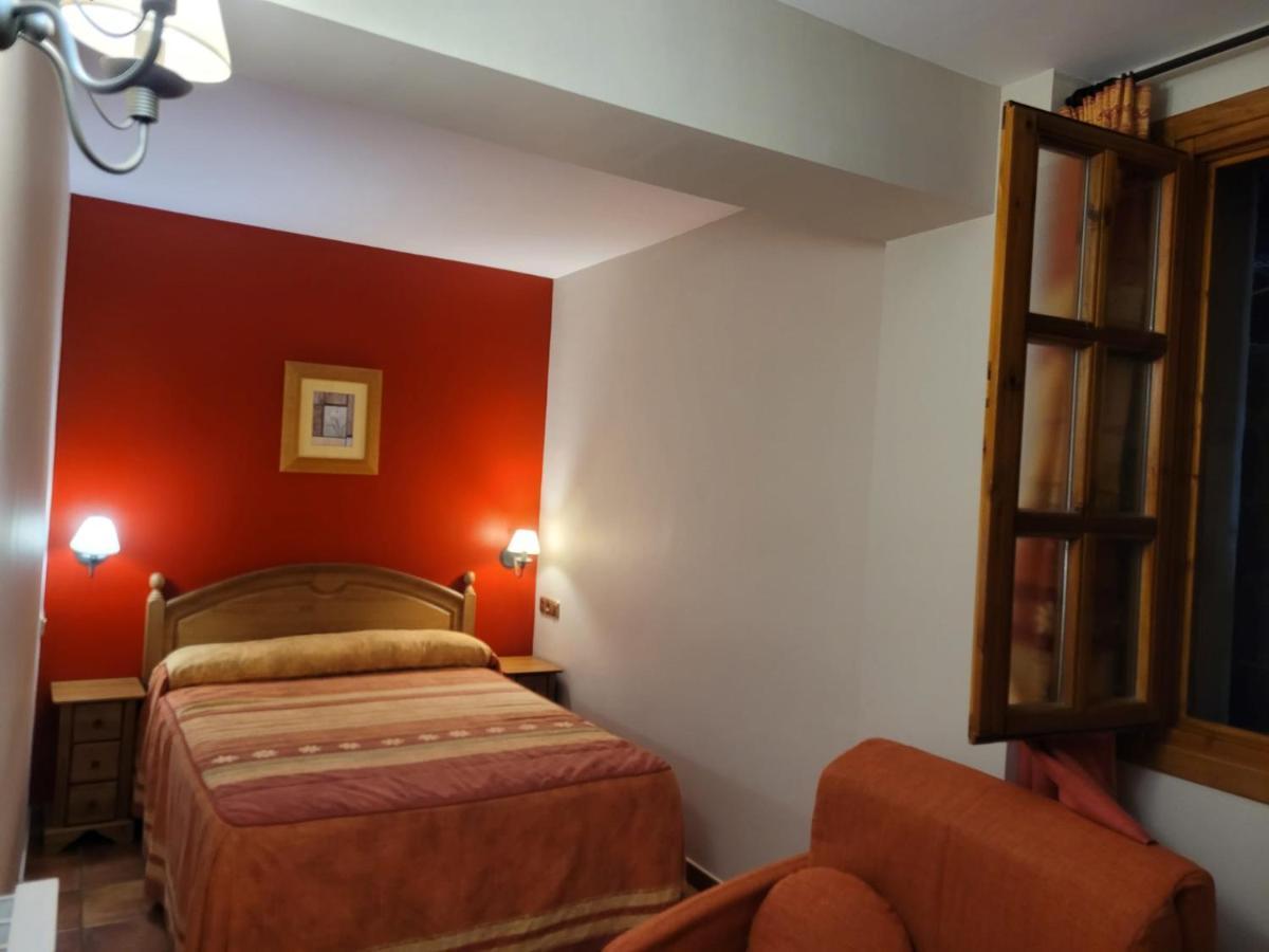 Apartamentos Casa Espanol Broto Dış mekan fotoğraf